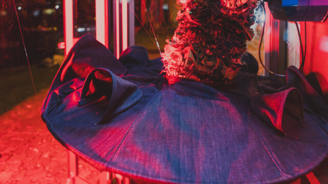 Poberi šila in kopita 4