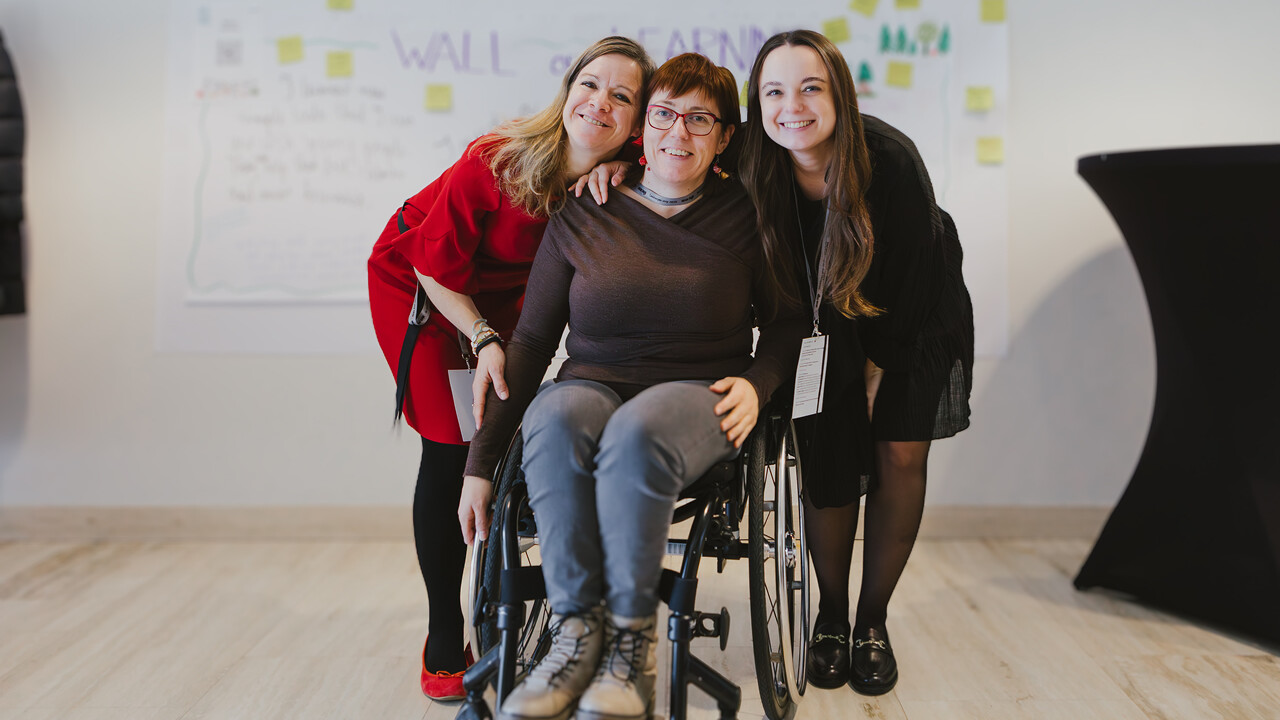 Mladost (je) ni norost – It takes a forest to grow a mushroom 4