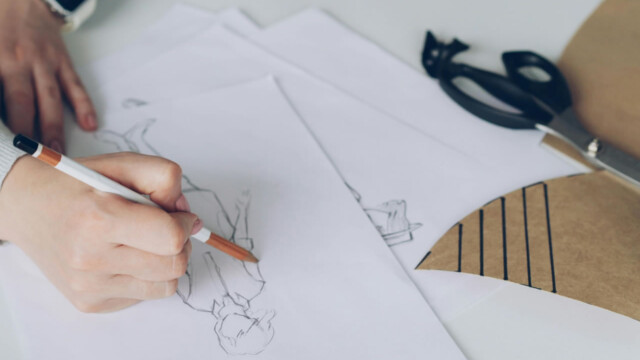 Natisni v modro, zašij na novo – usposabljanje za mentorje šivanja